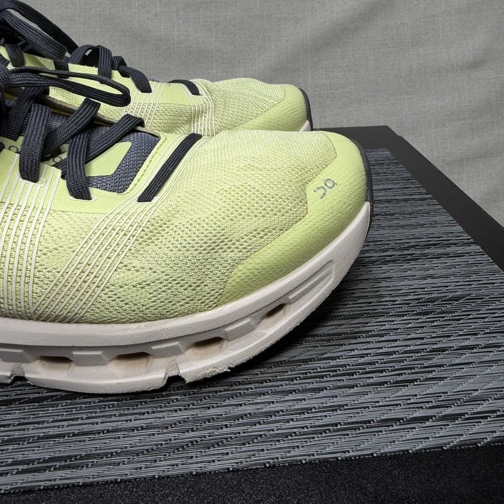 On Running Cloud Cloudgo Shoes - Mens 8.5 - Lime Yellow 55.98091 Athletic